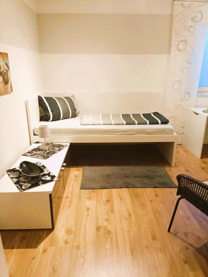 Sylvis Home Zentral Gelegenes Ferienhaus In Ruhiger Lage Fürth Exterior foto